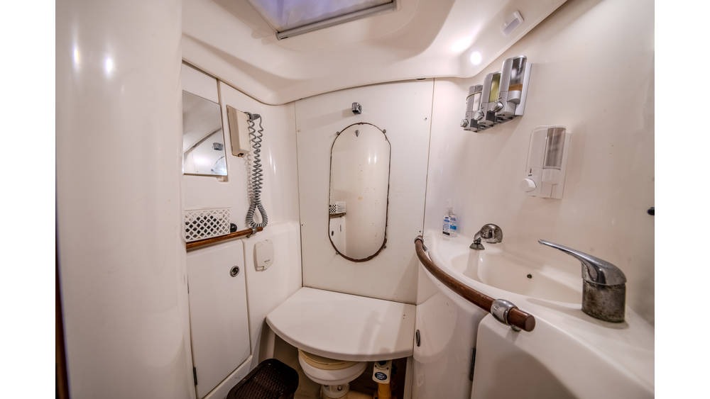 Cabin/Interior image
